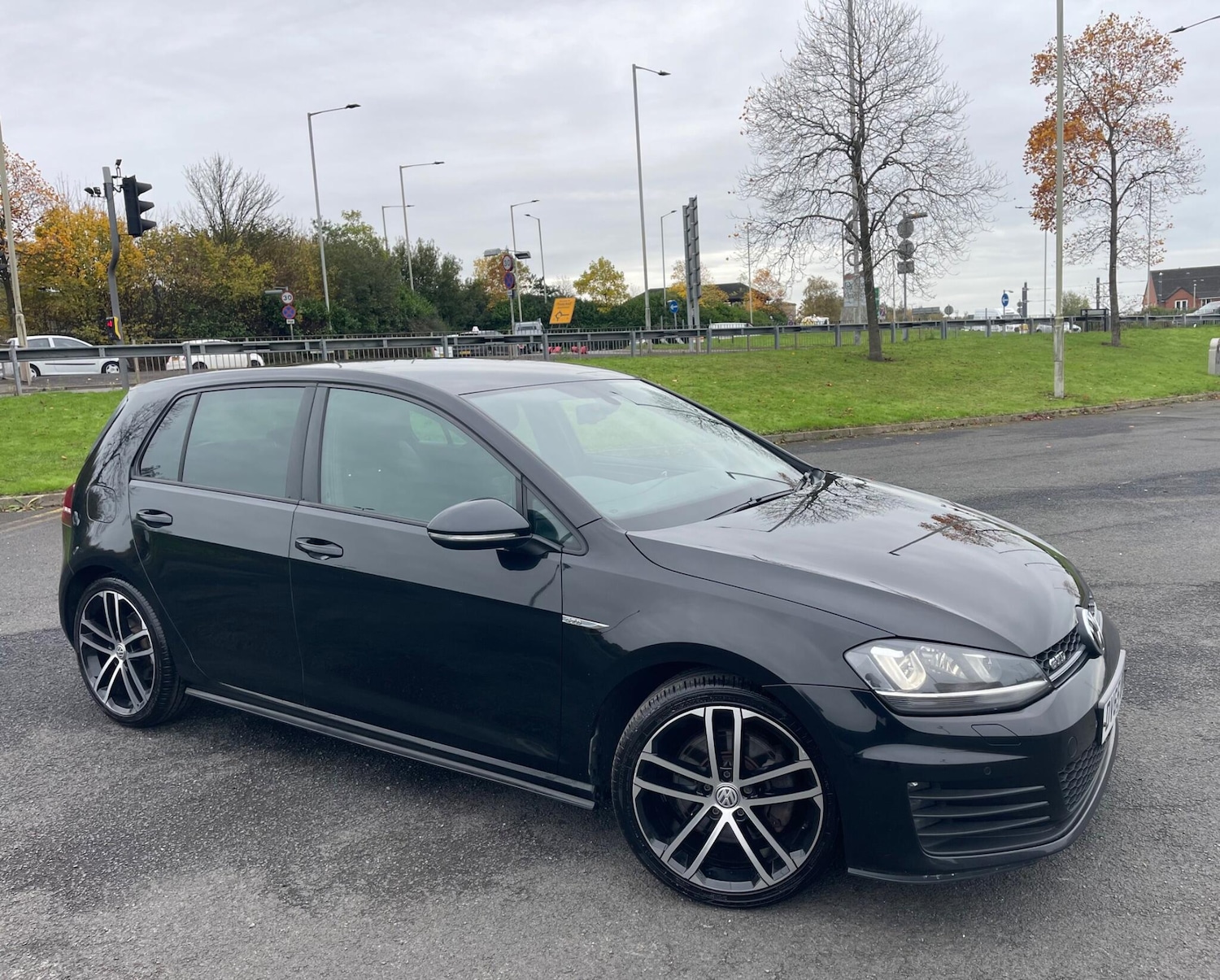 Used Volkswagen Golf 2015 for sale - 76423196: Photo 1
