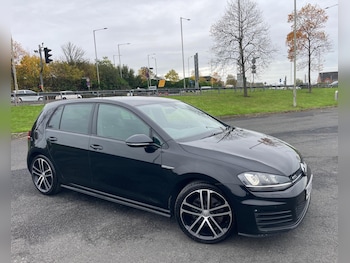 Used Volkswagen Golf 2015 for sale - 76423196: Photo