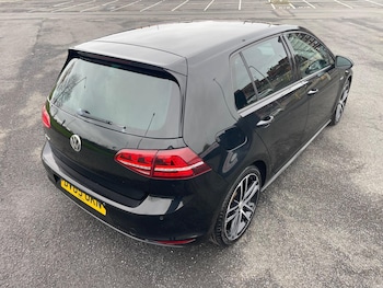 Used Volkswagen Golf 2015 for sale - 76423196: Photo
