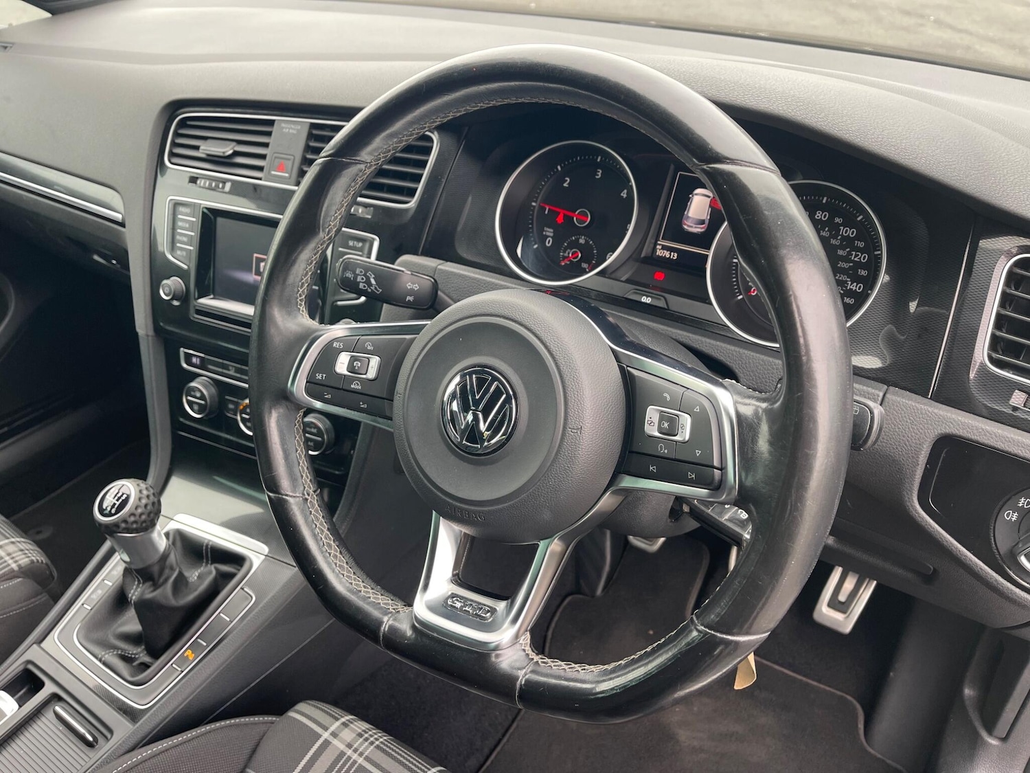 Used Volkswagen Golf 2015 for sale - 76423196: Photo 9