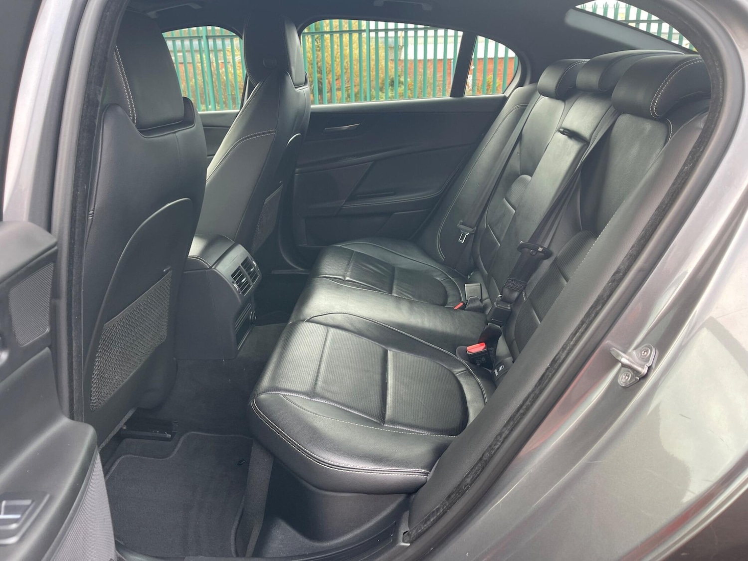 Used Jaguar XE 2017 for sale - 76597177: Photo 15