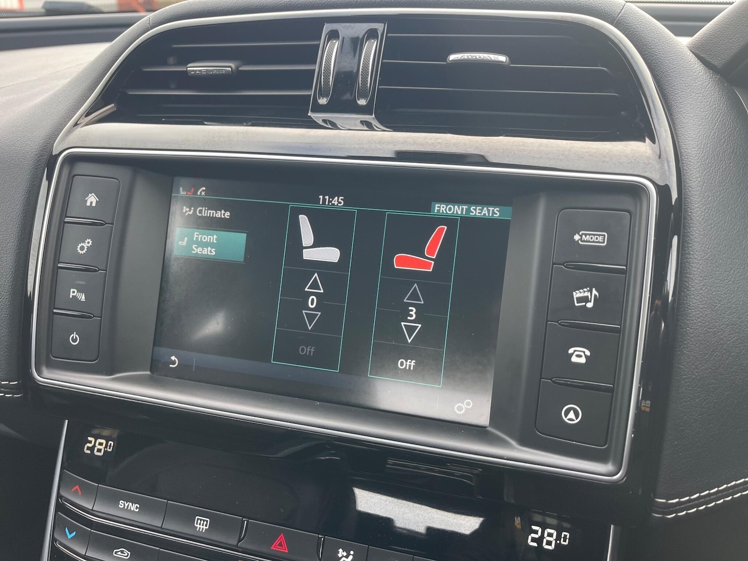 Used Jaguar XE 2017 for sale - 76597177: Photo 17