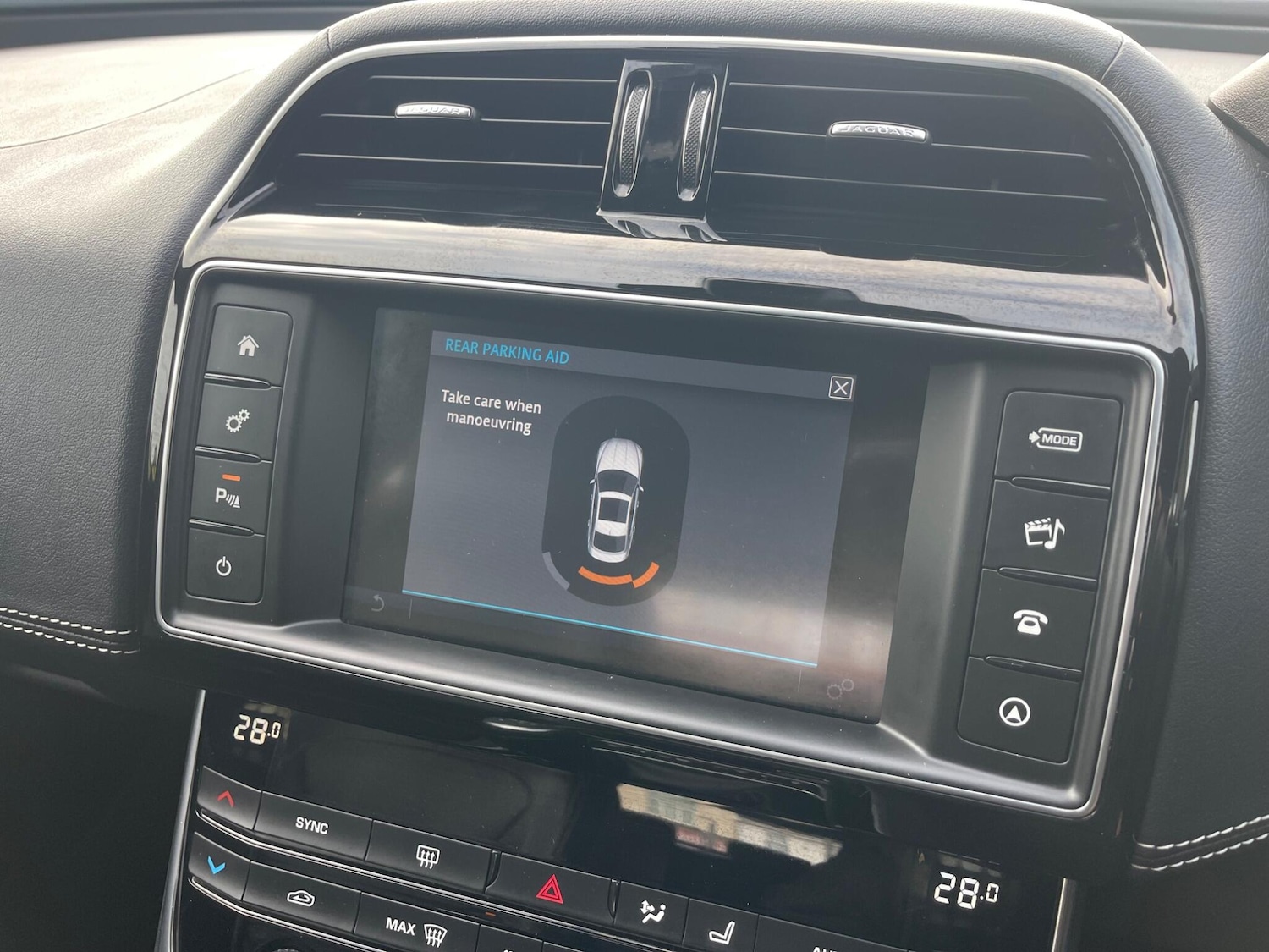 Used Jaguar XE 2017 for sale - 76597177: Photo 20