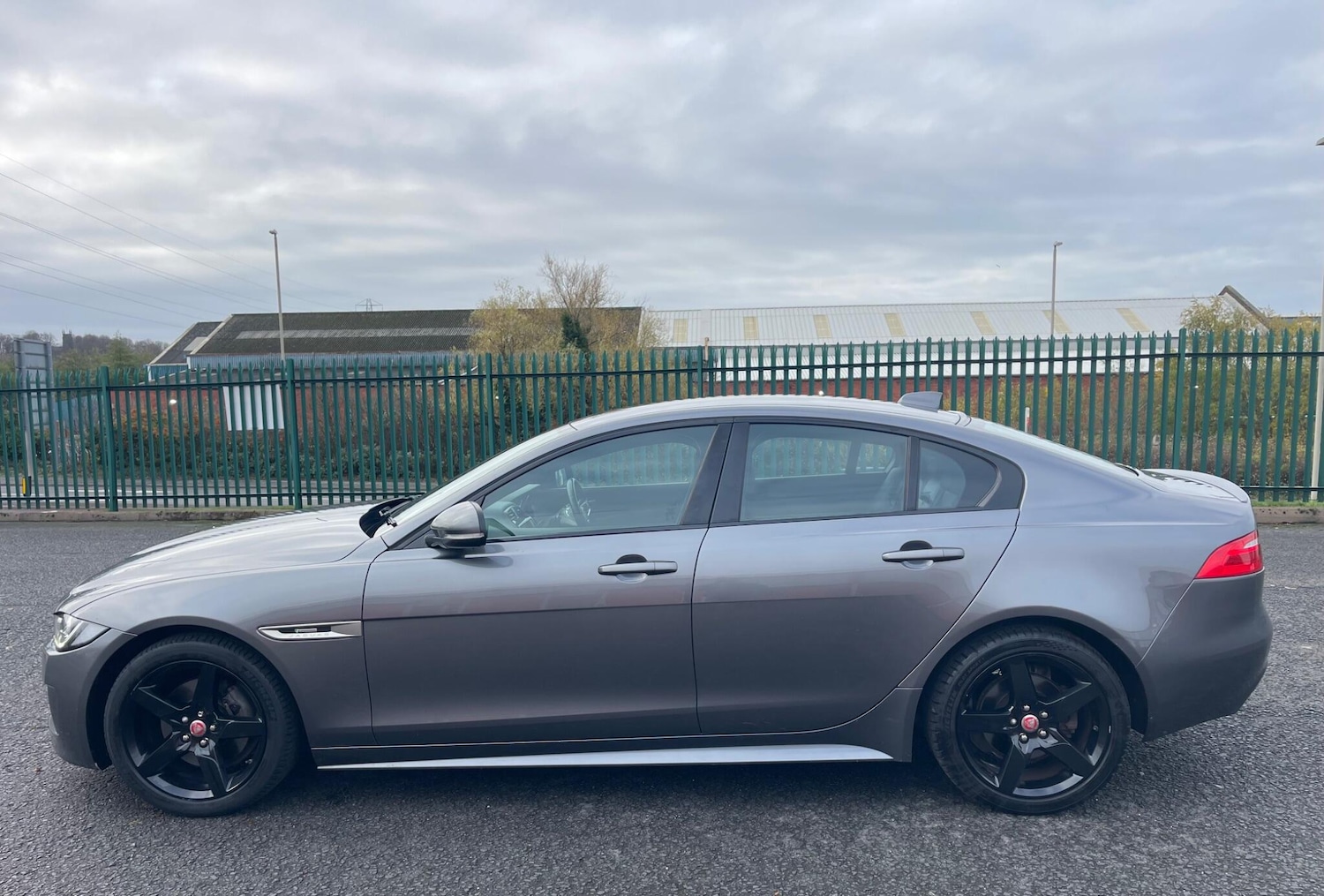 Used Jaguar XE 2017 for sale - 76597177: Photo 8