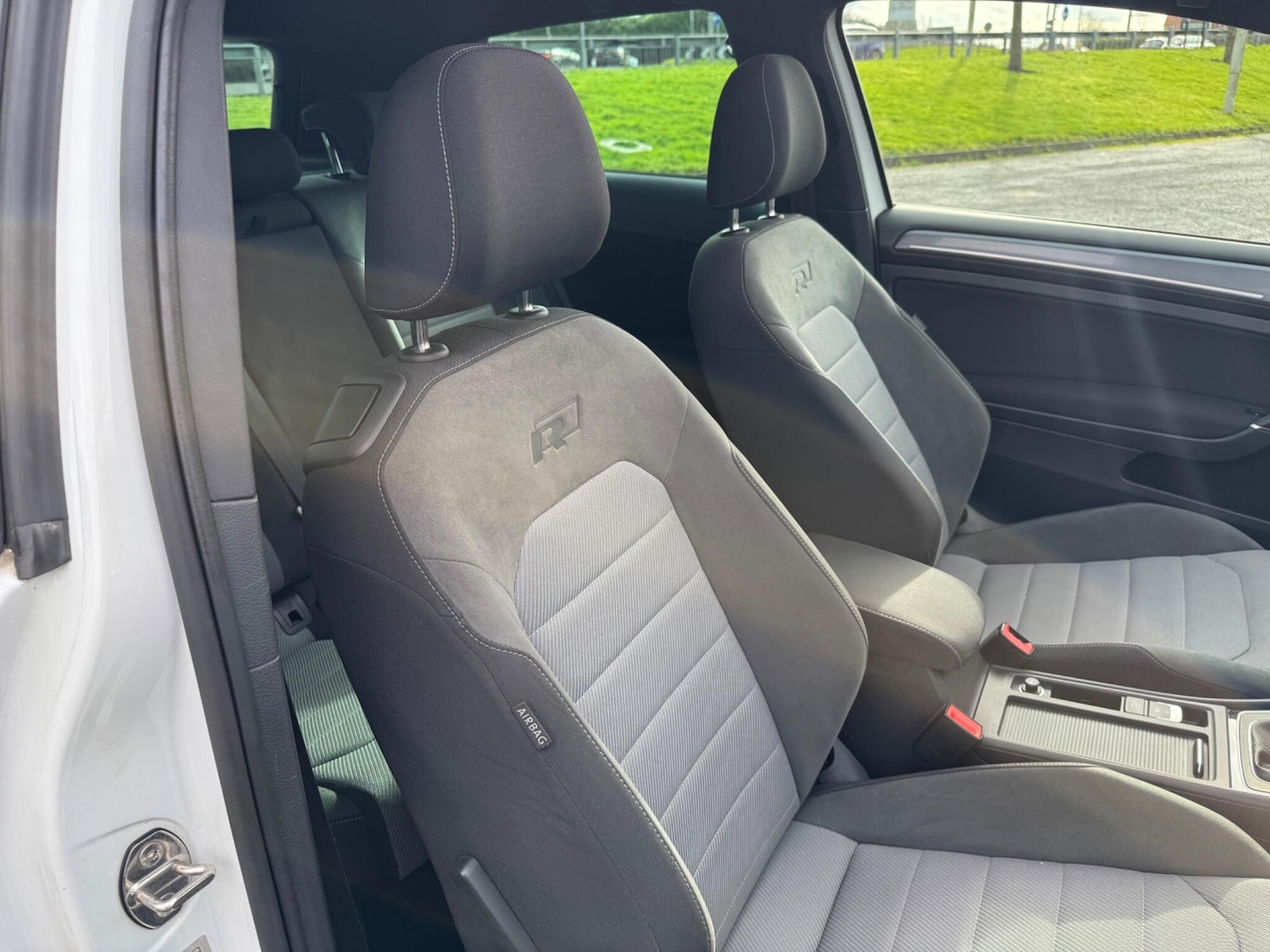 Used Volkswagen Golf 2016 for sale - 77633433: Photo 15