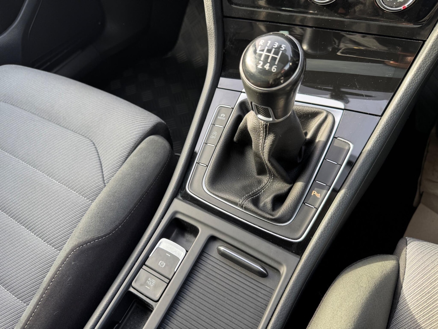 Used Volkswagen Golf 2016 for sale - 77633433: Photo 19