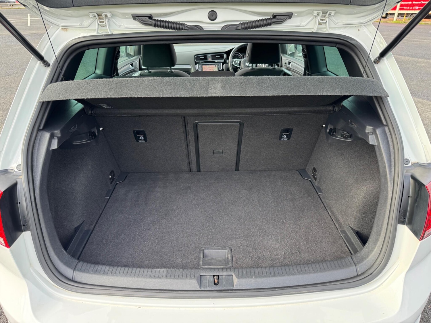 Used Volkswagen Golf 2016 for sale - 77633433: Photo 24