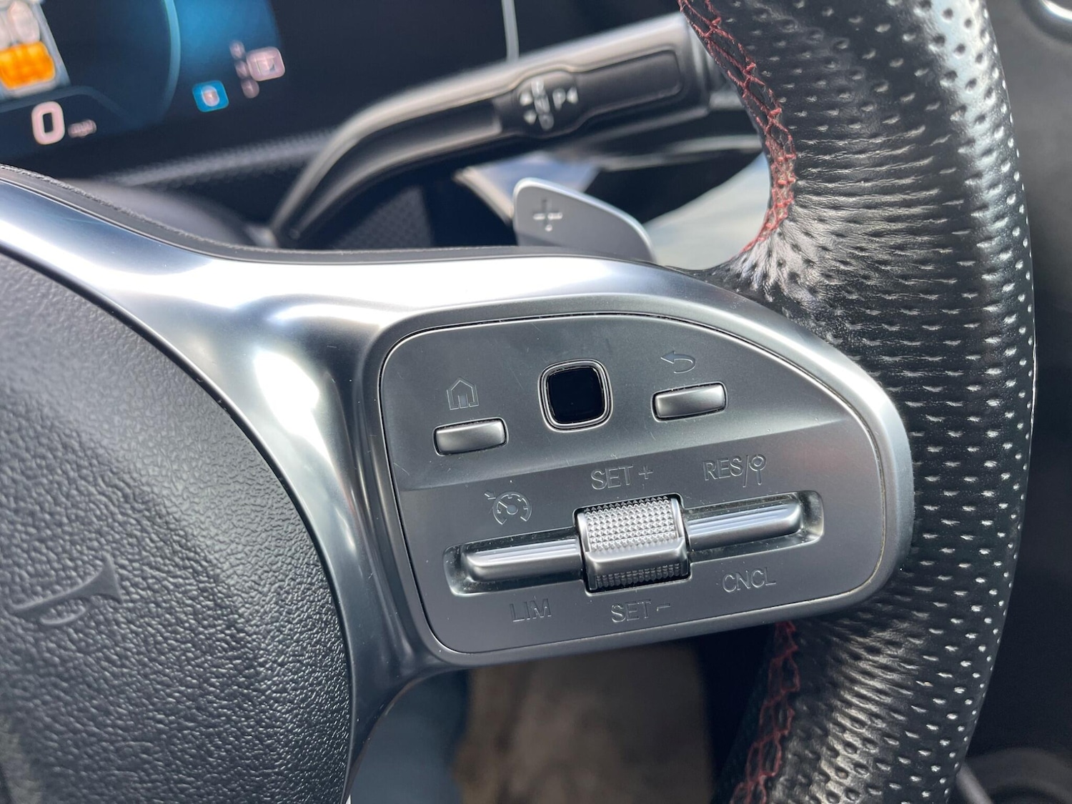 Used Mercedes-Benz A-Class 2019 for sale - 76992938: Photo 26