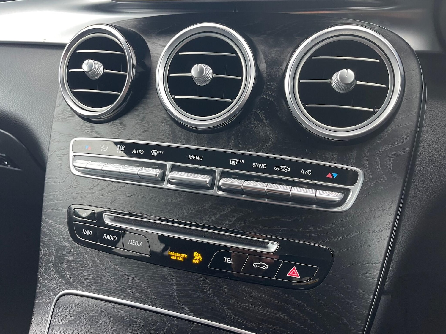 Used Mercedes-Benz GLC 2018 for sale - 76824536: Photo 20