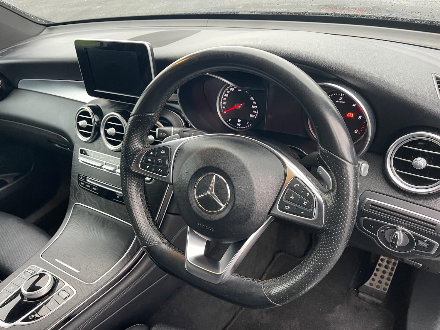 Used Mercedes-Benz GLC 2018 for sale - 76824536: Photo 9
