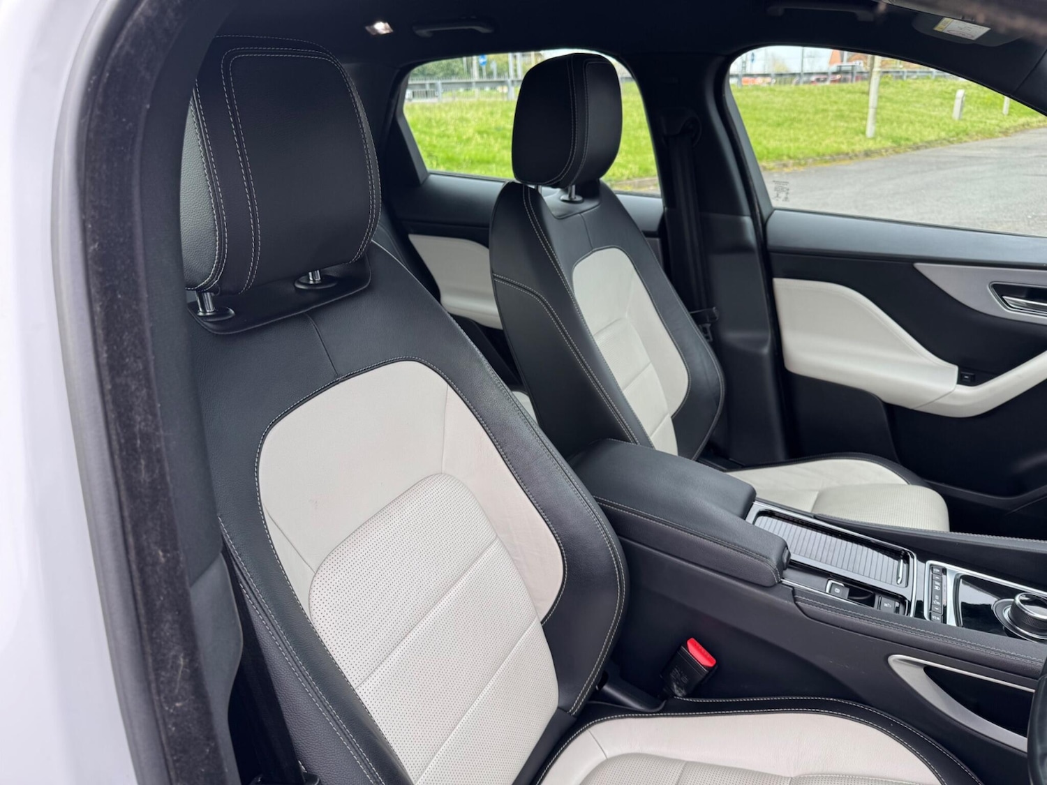 Used Jaguar F-Pace 2017 for sale - 78185259: Photo 14