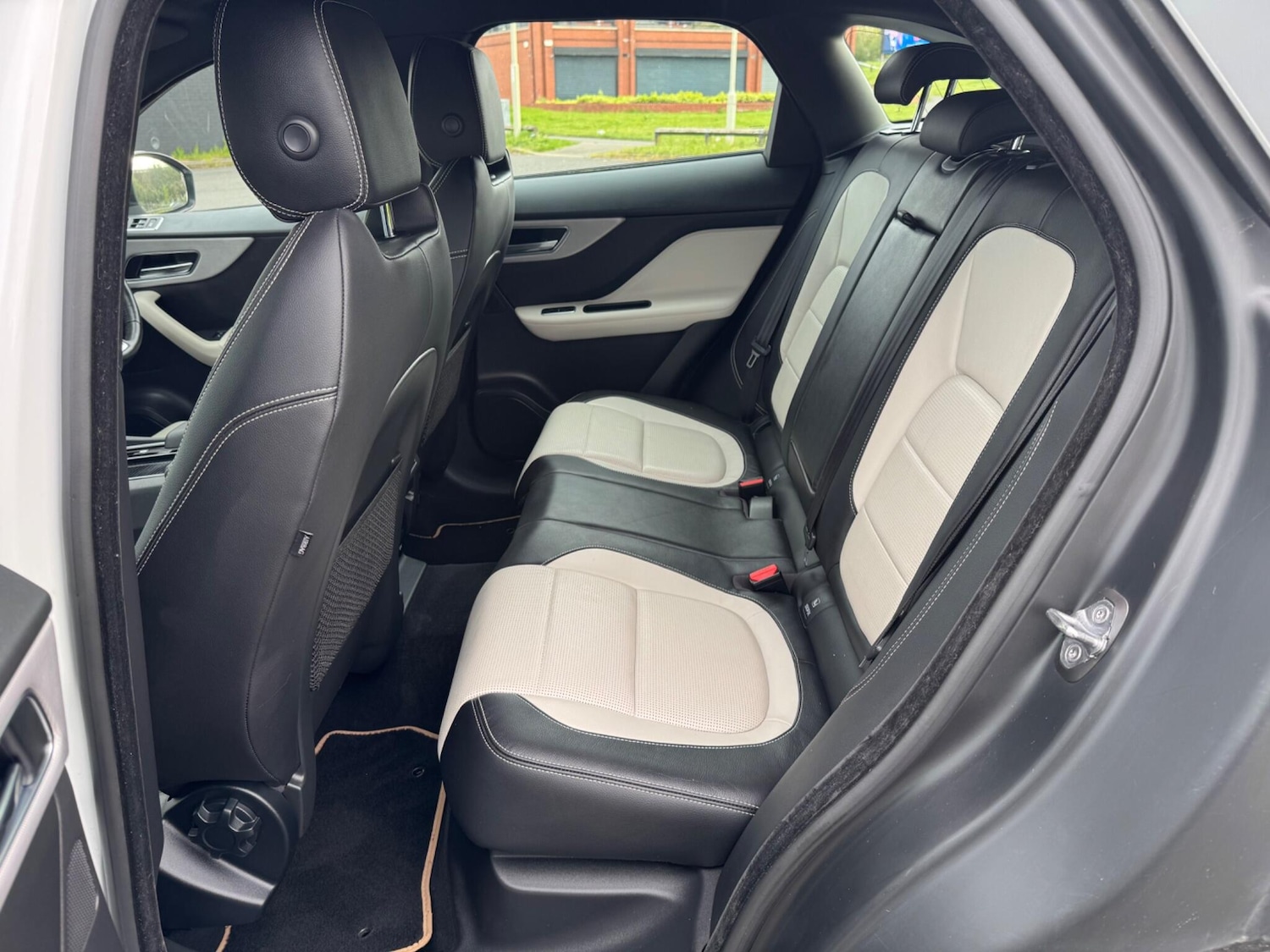 Used Jaguar F-Pace 2017 for sale - 78185259: Photo 16