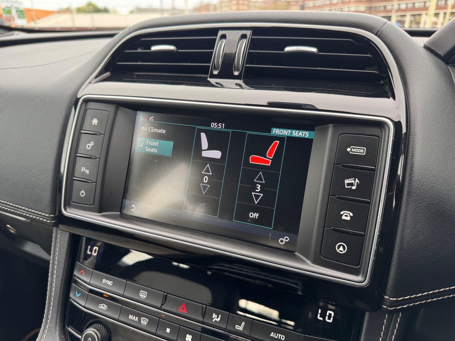 Used Jaguar F-Pace 2017 for sale - 78185259: Photo 17