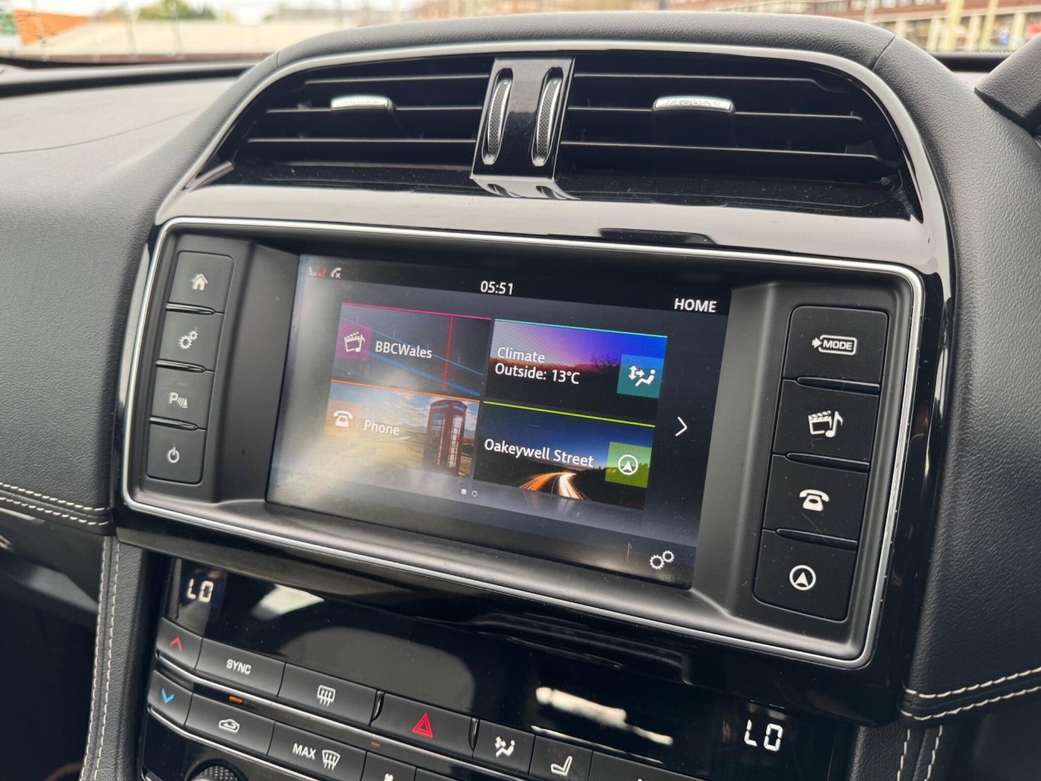 Used Jaguar F-Pace 2017 for sale - 78185259: Photo 18