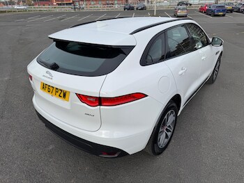 Used Jaguar F-Pace 2017 for sale - 78185259: Photo