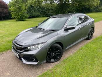 Used Honda Civic 2019 for sale - 74828900: Photo