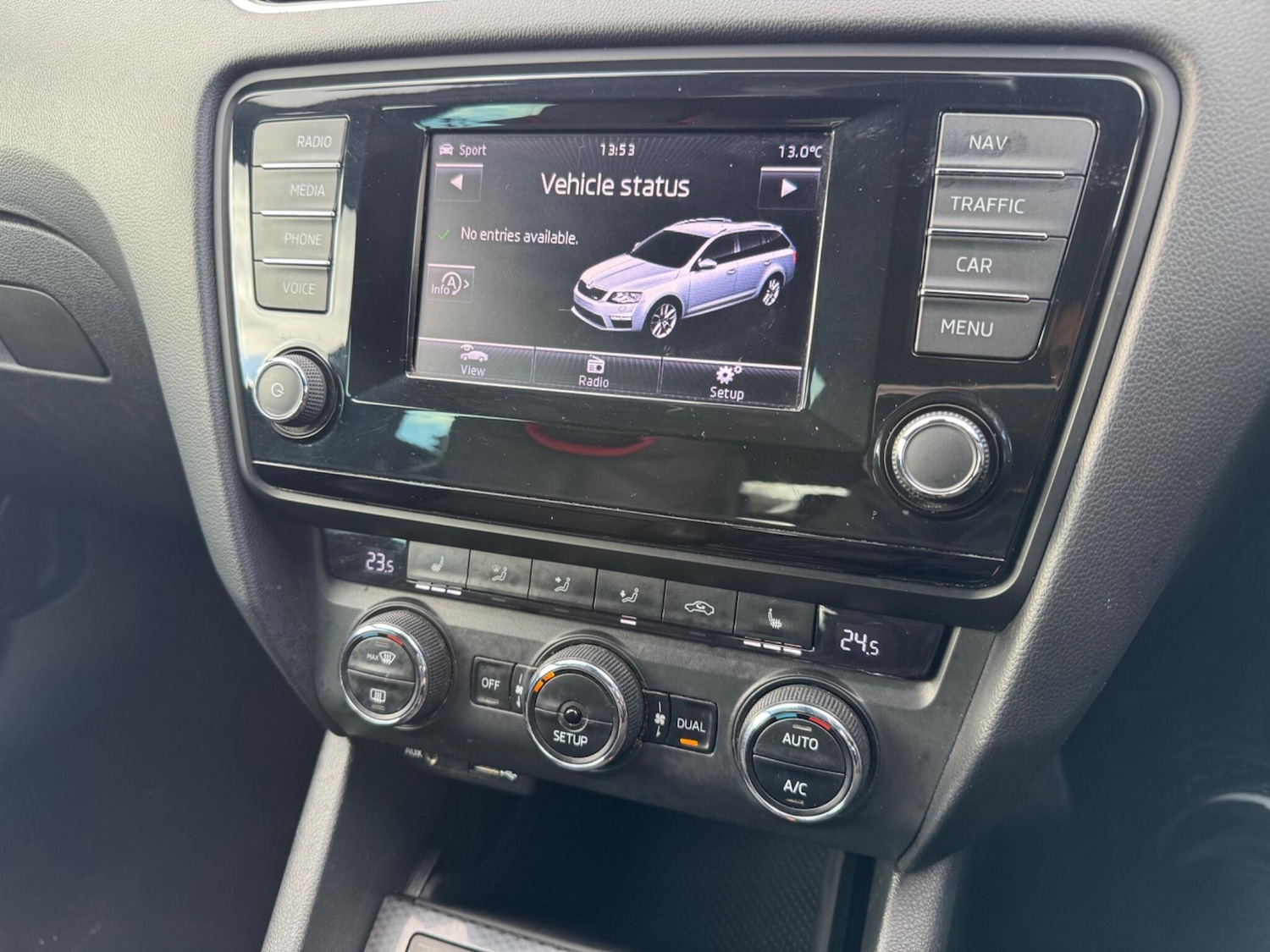 Used Skoda Octavia 2015 for sale - 77657692: Photo 13