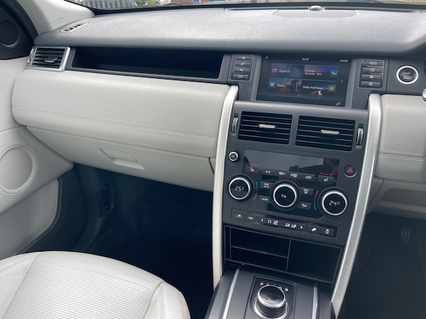 Used Land Rover Discovery Sport 2017 for sale - 75492457: Photo 11