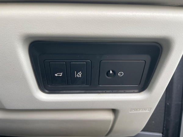 Used Land Rover Discovery Sport 2017 for sale - 75492457: Photo 24