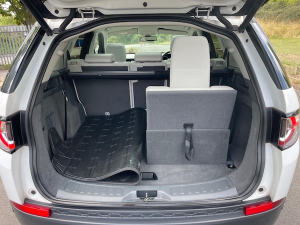 Used Land Rover Discovery Sport 2017 for sale - 75492457: Photo 34