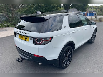 Used Land Rover Discovery Sport 2017 for sale - 75492457: Photo