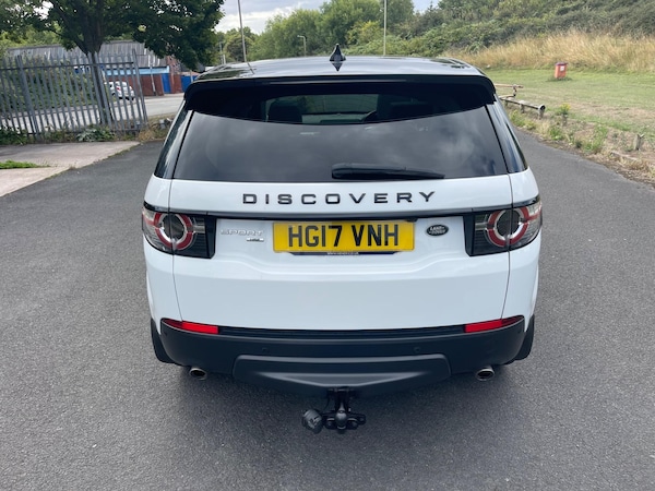 Used Land Rover Discovery Sport 2017 for sale - 75492457: Photo 6