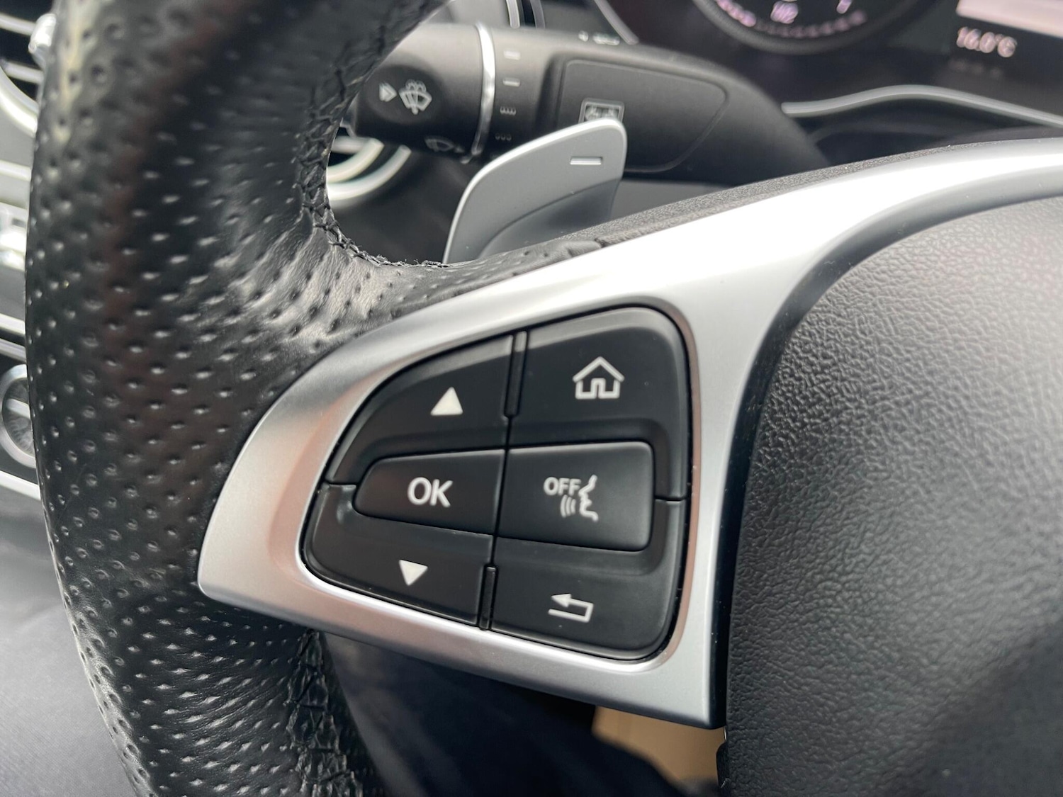 Used Mercedes-Benz C Class 2016 for sale - 76137046: Photo 25