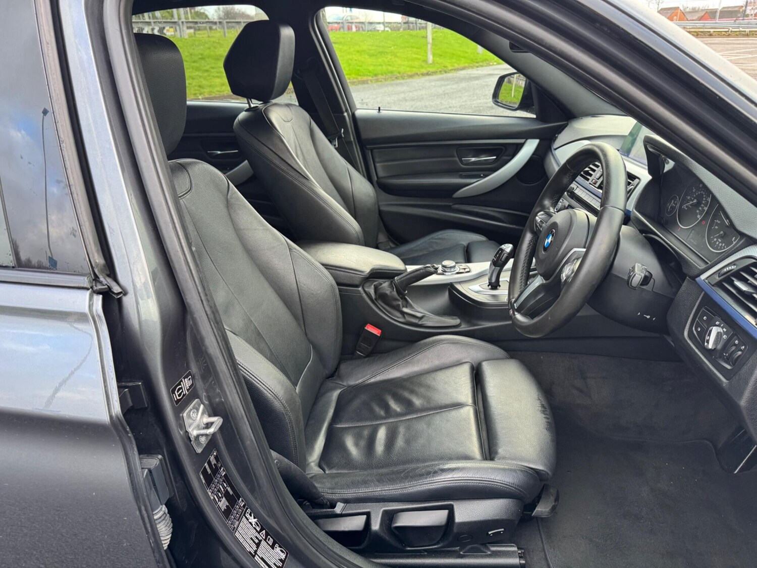 Used BMW 3 Series 2014 for sale - 77469272: Photo 12