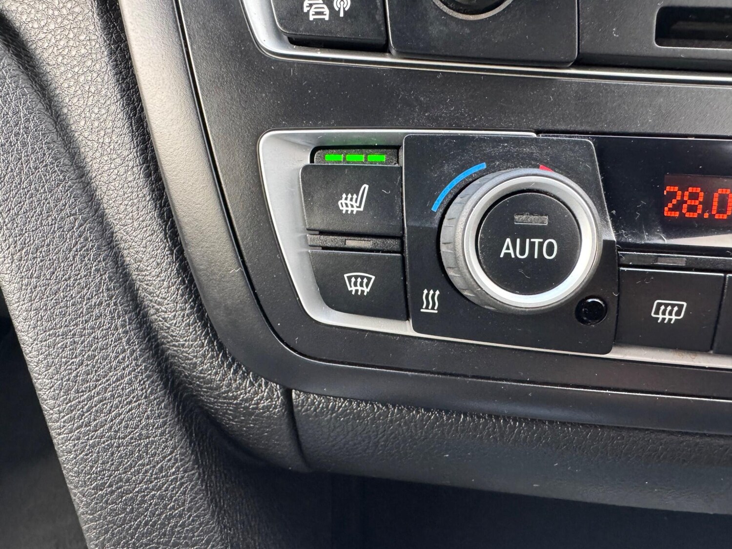 Used BMW 3 Series 2014 for sale - 77469272: Photo 16