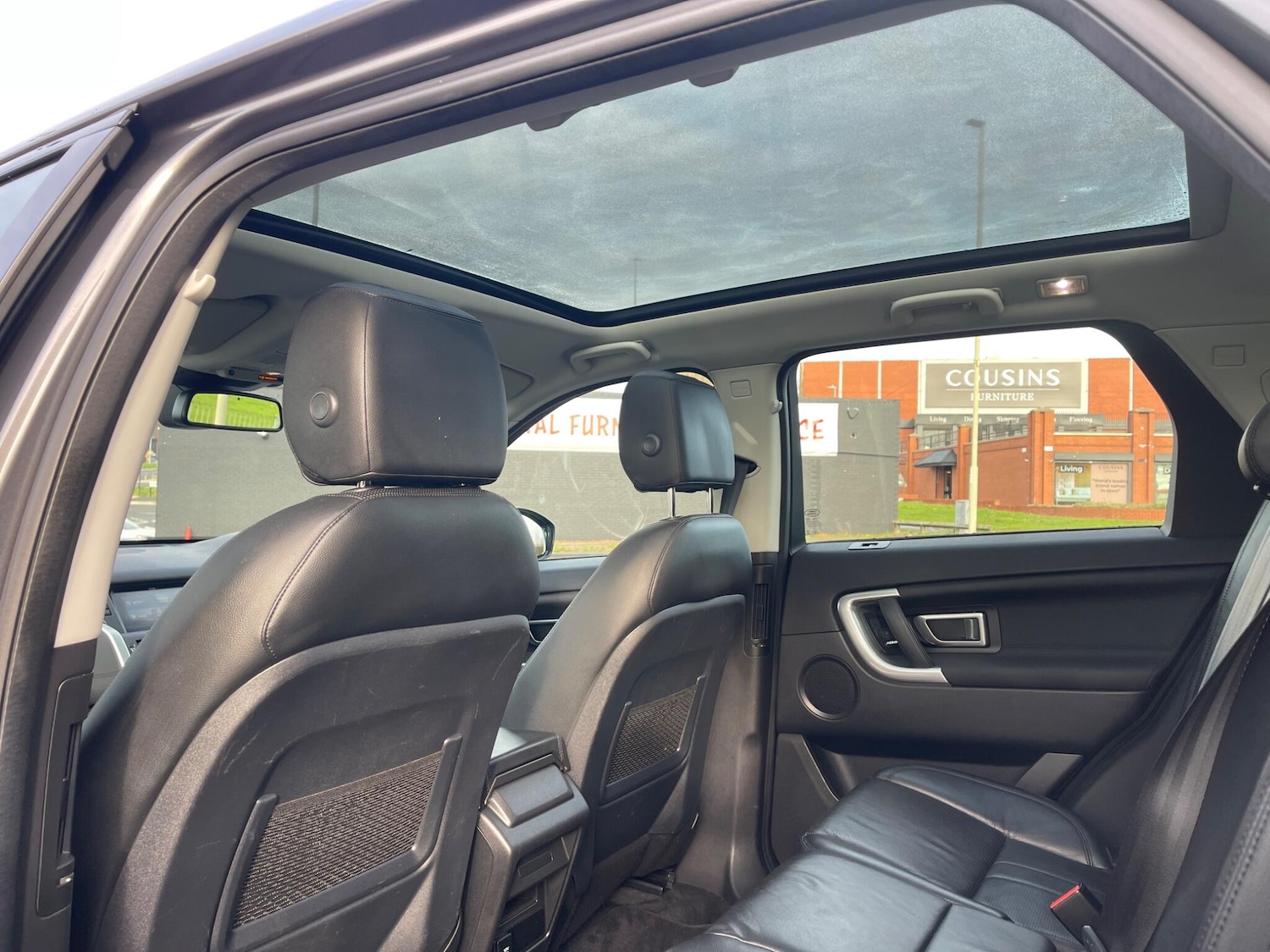 Used Land Rover Discovery Sport 2018 for sale - 76728631: Photo 17