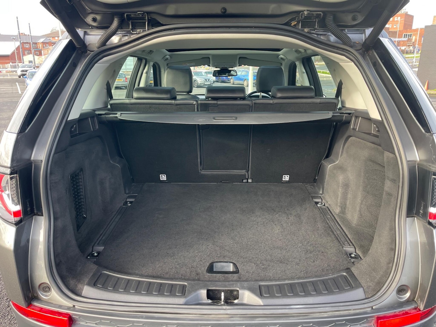 Used Land Rover Discovery Sport 2018 for sale - 76728631: Photo 29