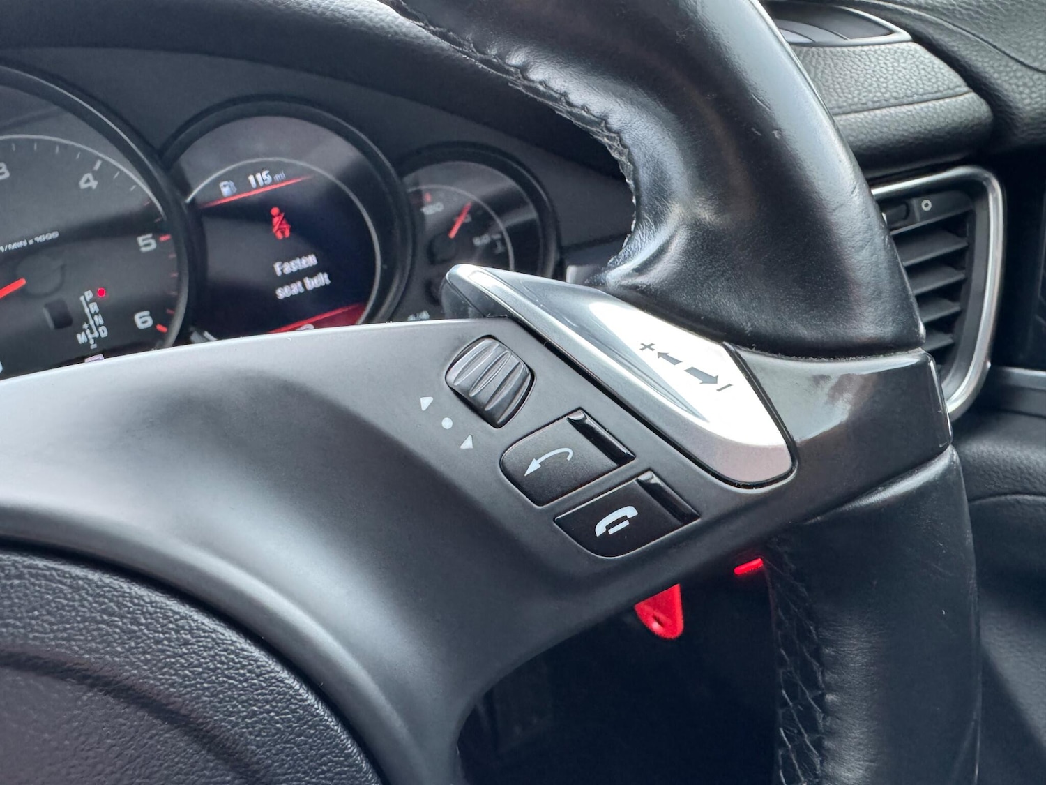 Used Porsche Panamera 2013 for sale - 76926503: Photo 28