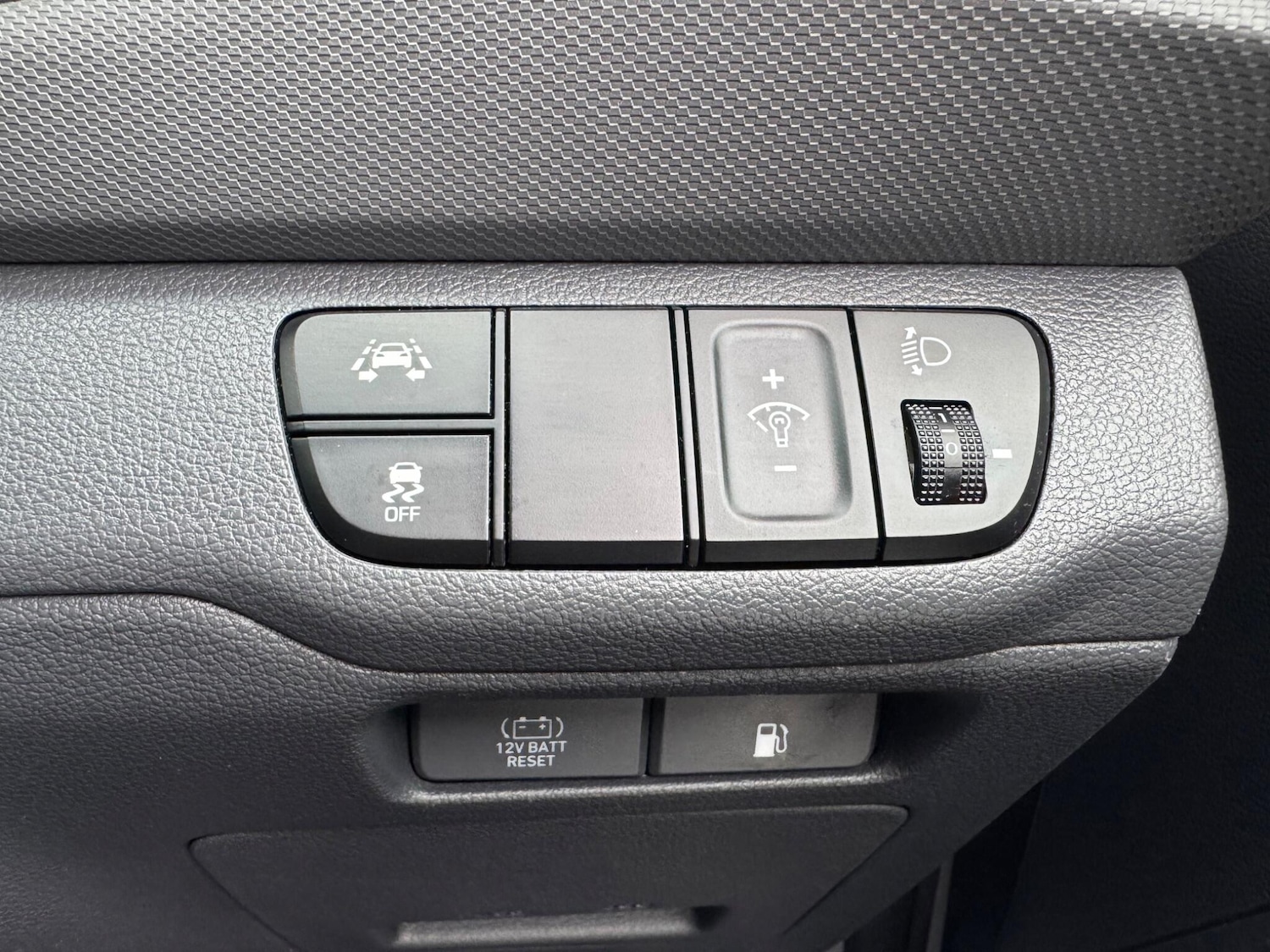 Used Hyundai IONIQ 2018 for sale - 77839306: Photo 19