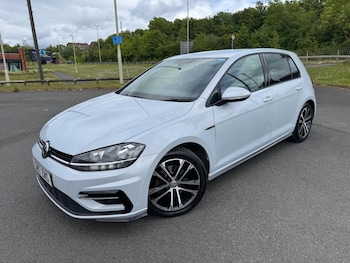 Used Volkswagen Golf 2017 for sale - 78922120: Photo