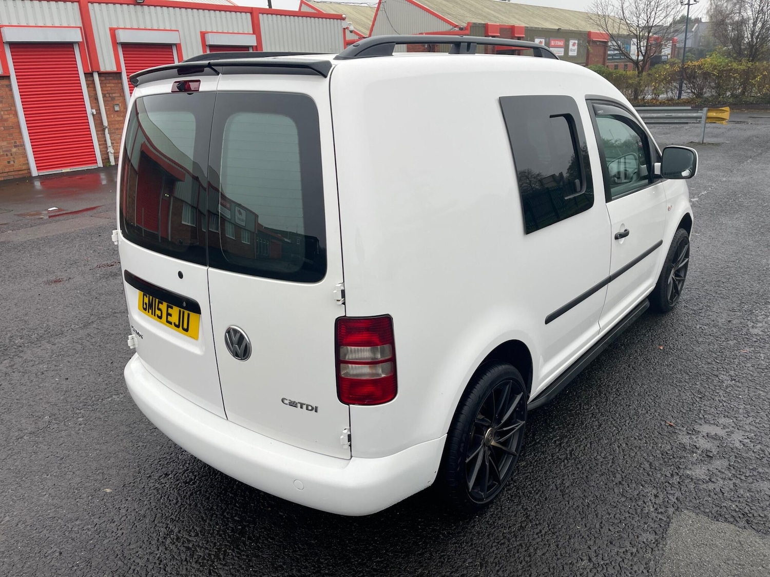 Used Volkswagen Caddy 2015 for sale - 76592697: Photo 4