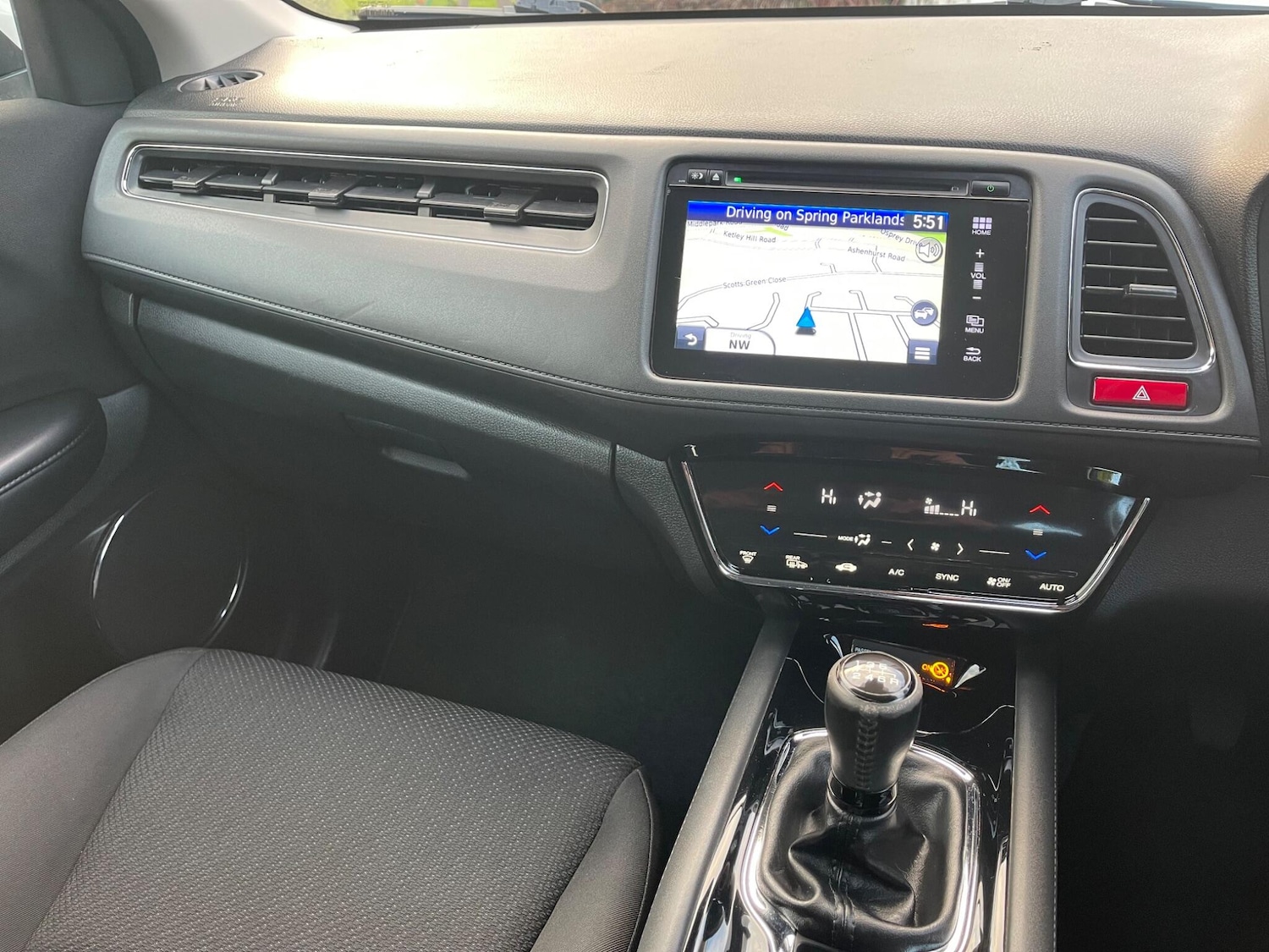 Used Honda HR-V 2016 for sale - 76988105: Photo 11