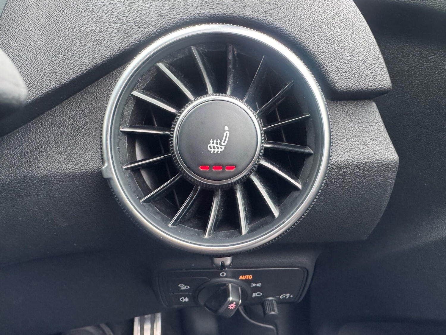 Used Audi TT 2016 for sale - 77440814: Photo 17