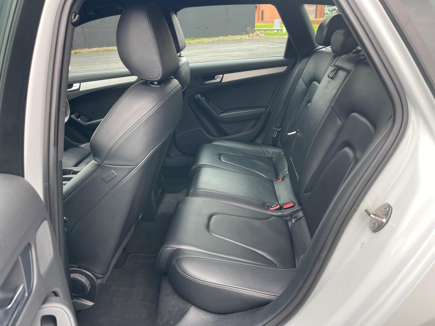 Used Audi A4 2015 for sale - 76380519: Photo 15