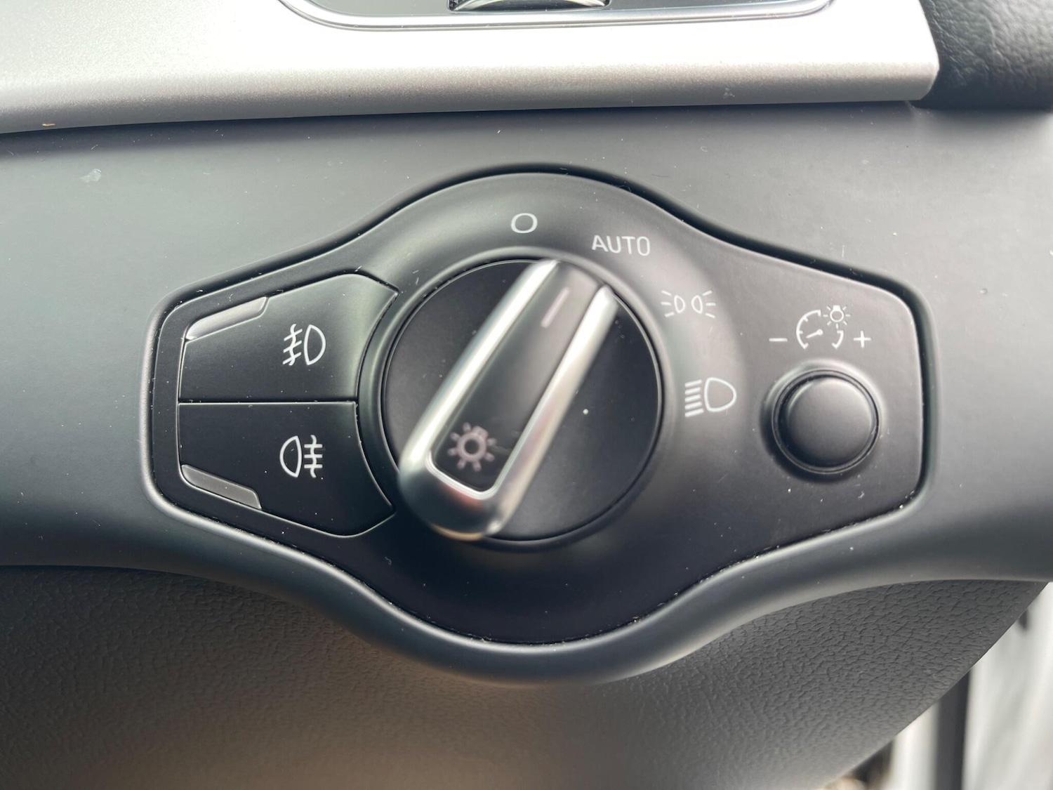 Used Audi A4 2015 for sale - 76380519: Photo 18