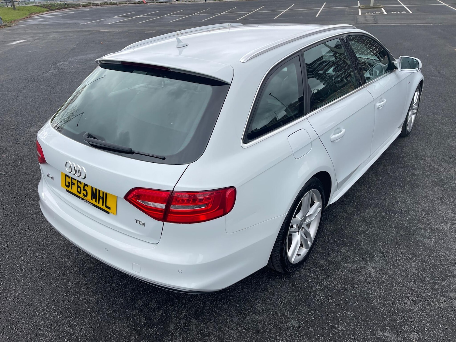 Used Audi A4 2015 for sale - 76380519: Photo 2