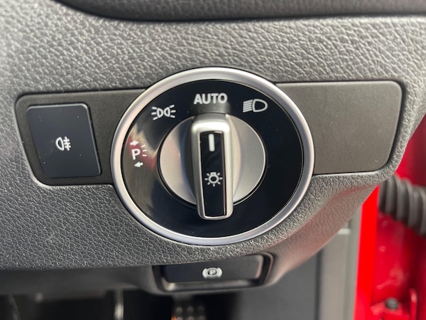 Used Mercedes-Benz CLA 2015 for sale - 76247832: Photo 17