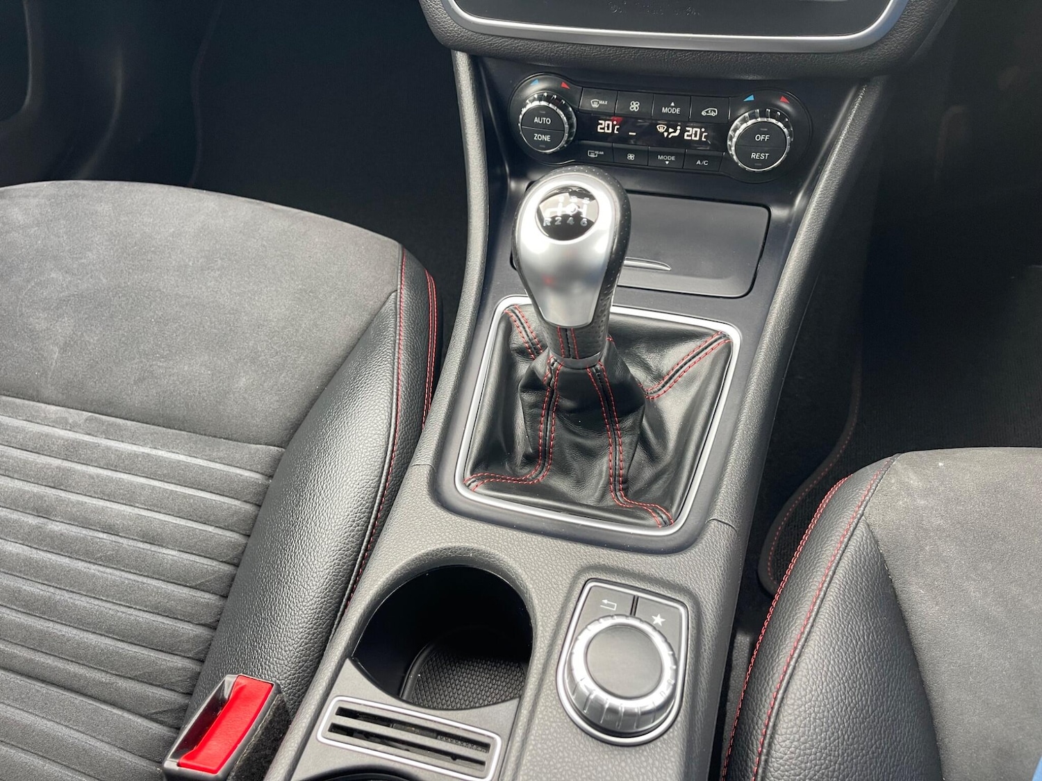 Used Mercedes-Benz CLA 2015 for sale - 76247832: Photo 20