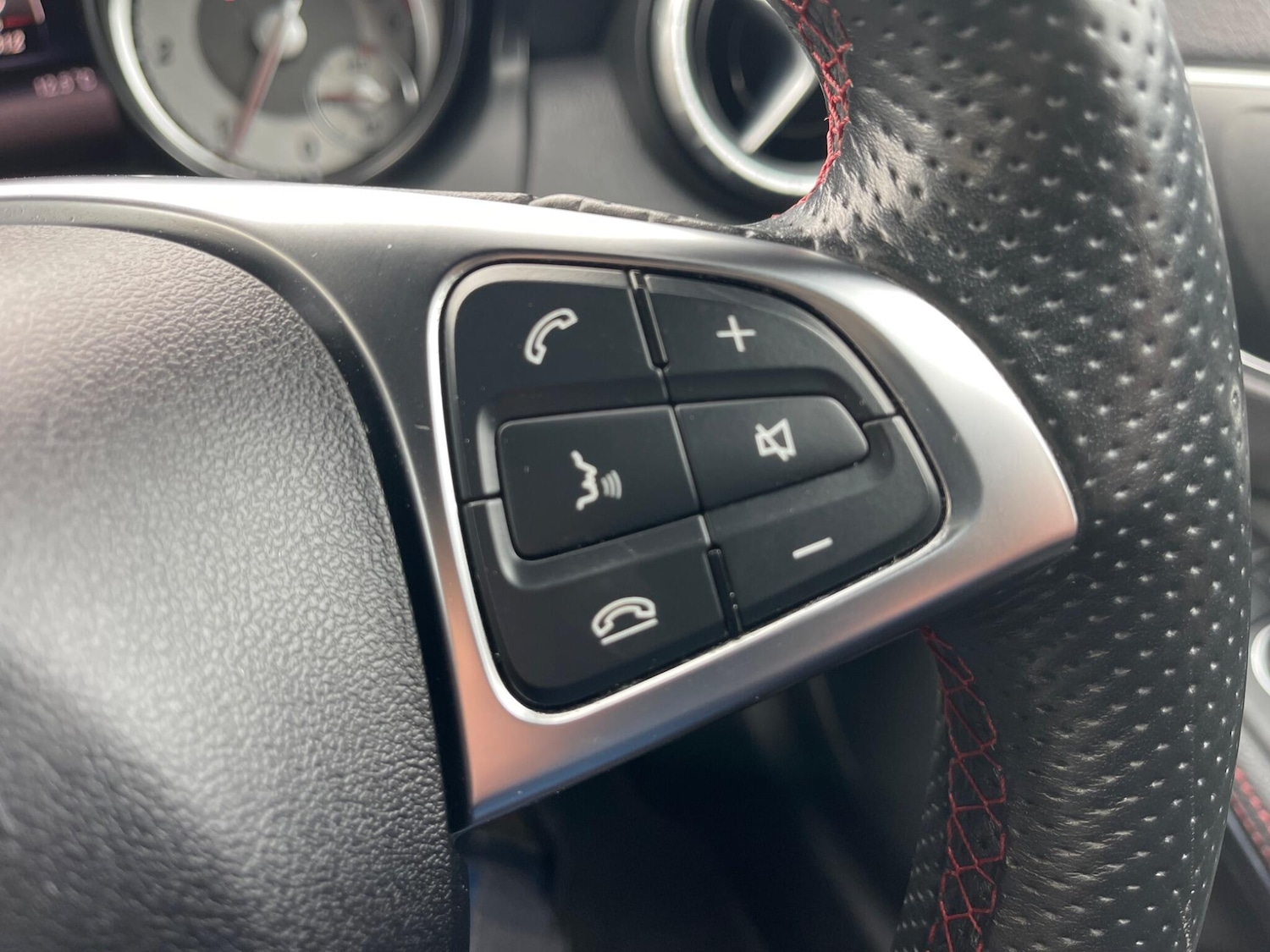 Used Mercedes-Benz CLA 2015 for sale - 76247832: Photo 26