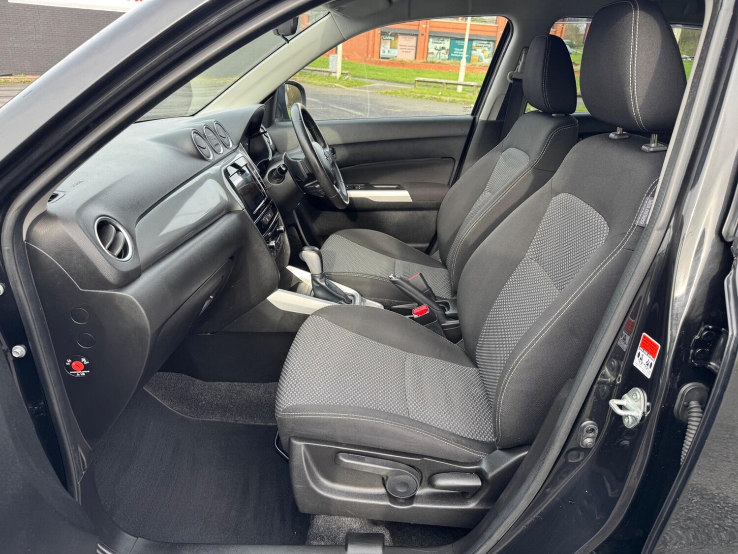 Used Suzuki Vitara 2017 for sale - 77585940: Photo 14