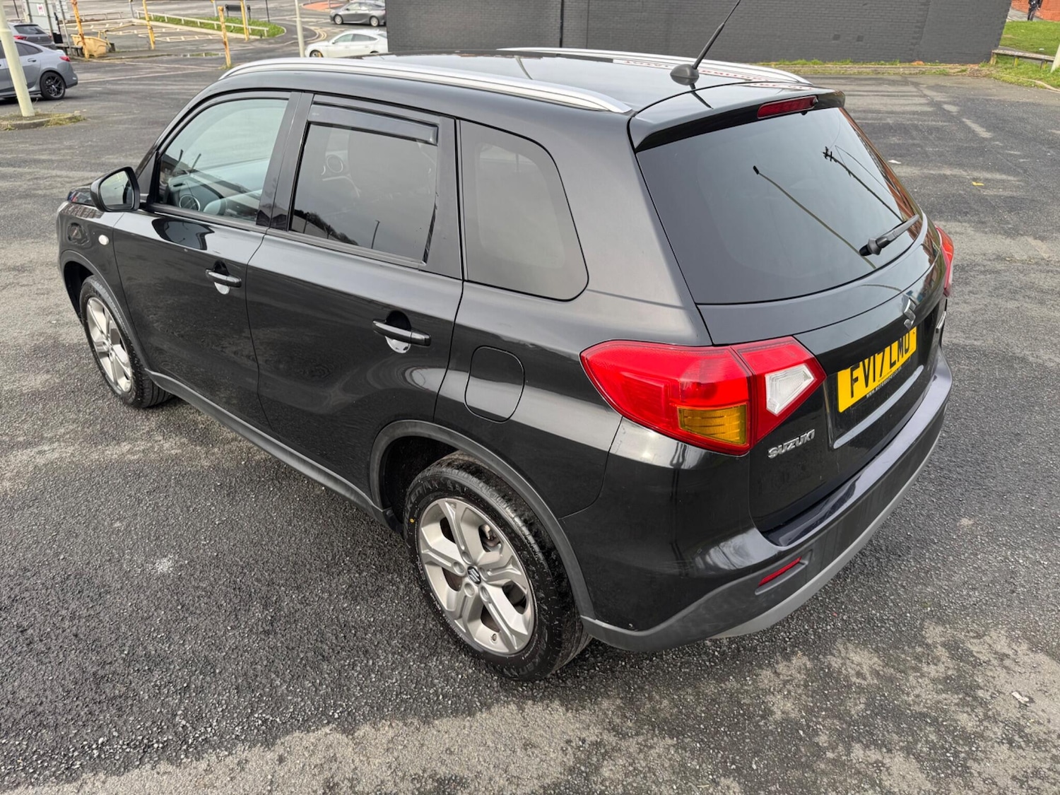 Used Suzuki Vitara 2017 for sale - 77585940: Photo 2