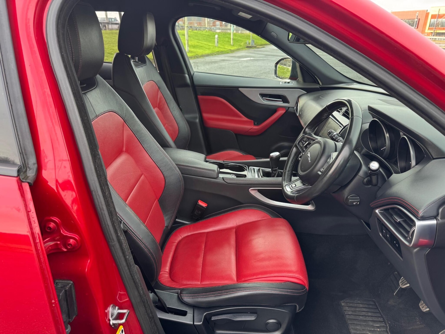 Used Jaguar F-Pace for sale - 77484515: Photo 3