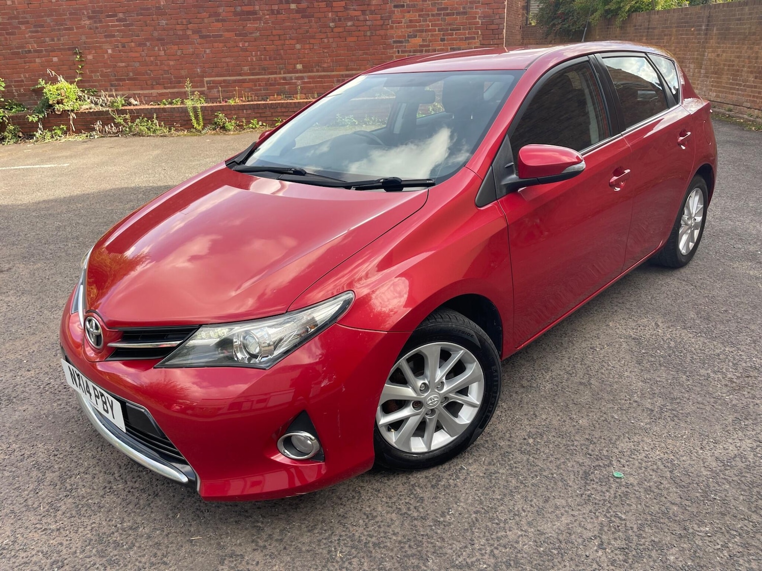 Used Toyota Auris 2014 for sale - 76988461: Photo 3