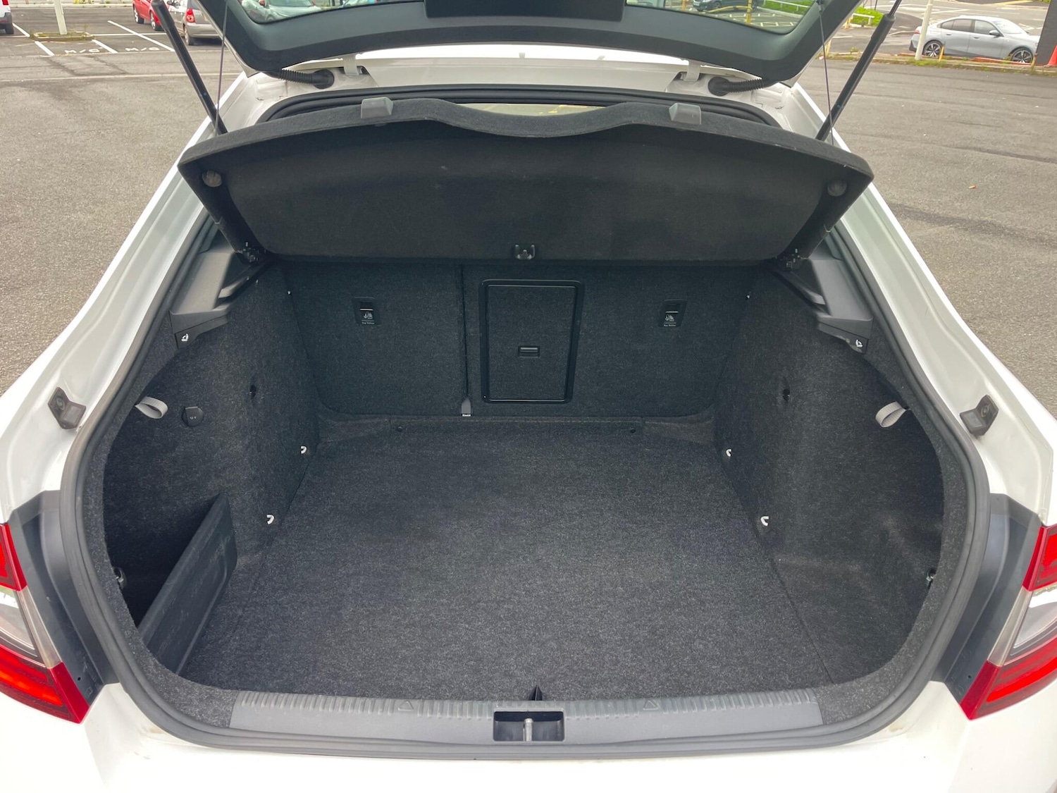 Used Skoda Octavia 2019 for sale - 76990026: Photo 28