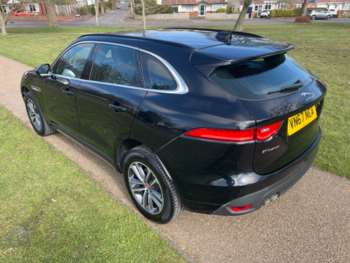 Used Jaguar F-Pace 2017 for sale - 74095703: Photo