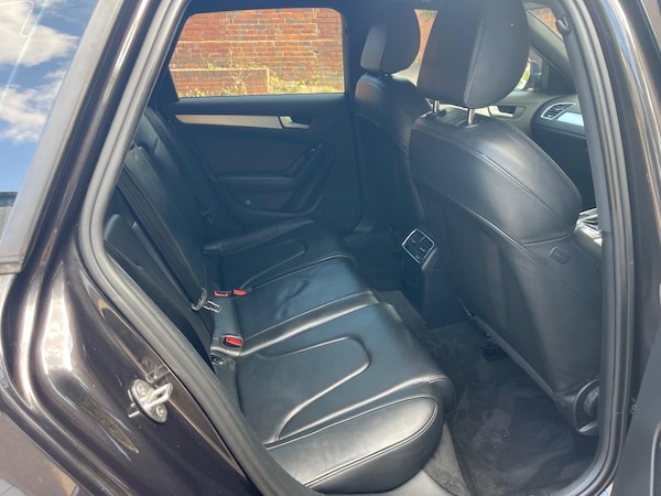 Used Audi A4 Avant 2015 for sale - 75544010: Photo 15